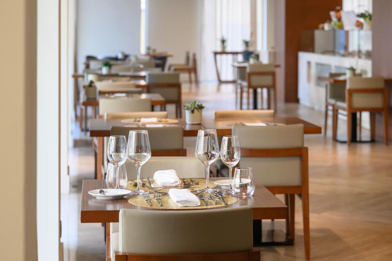 Melia Setubal Hotel Exterior photo